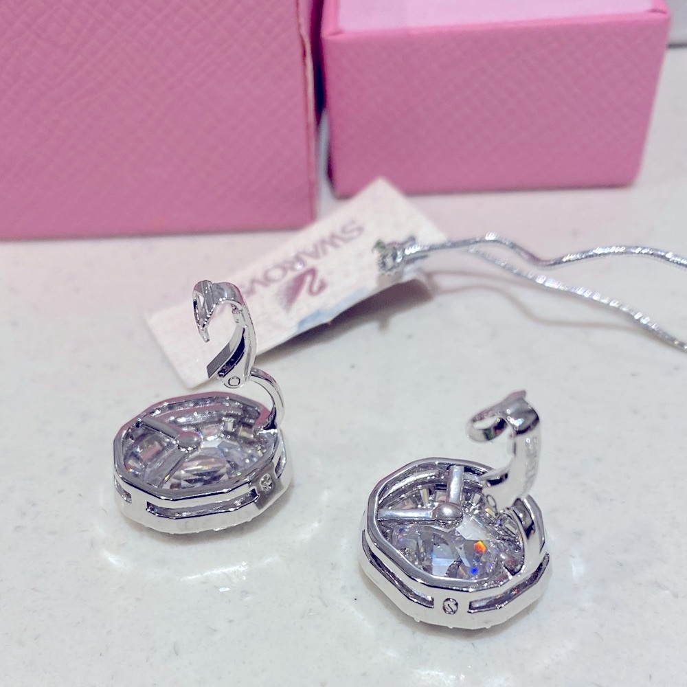 Swarovski Silver Crystal clip on Earrings - Picture 4 of 6